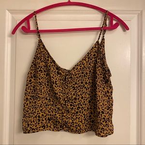 Cropped Leopard Print Crop Top